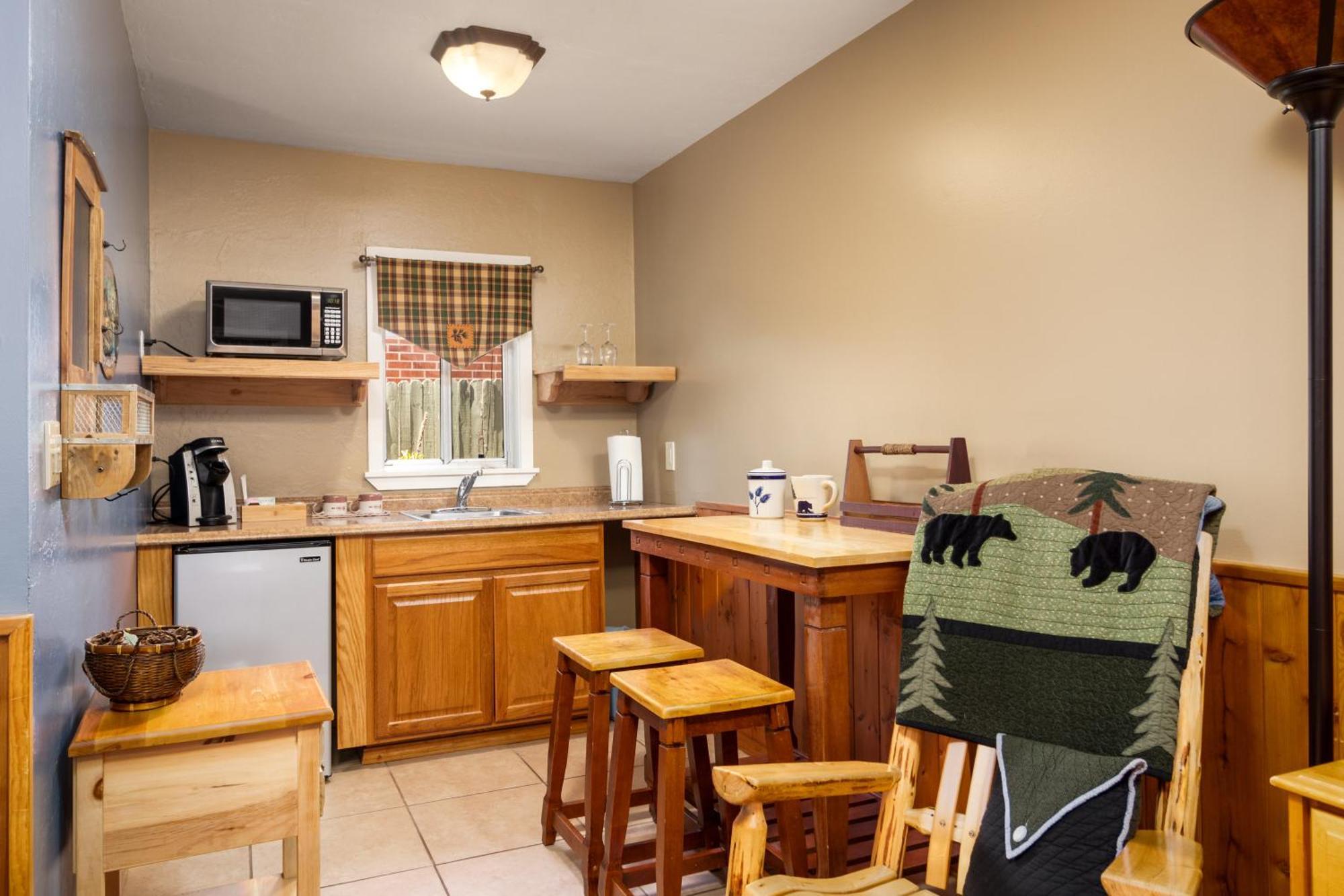 Prescott Pines Inn Ngoại thất bức ảnh