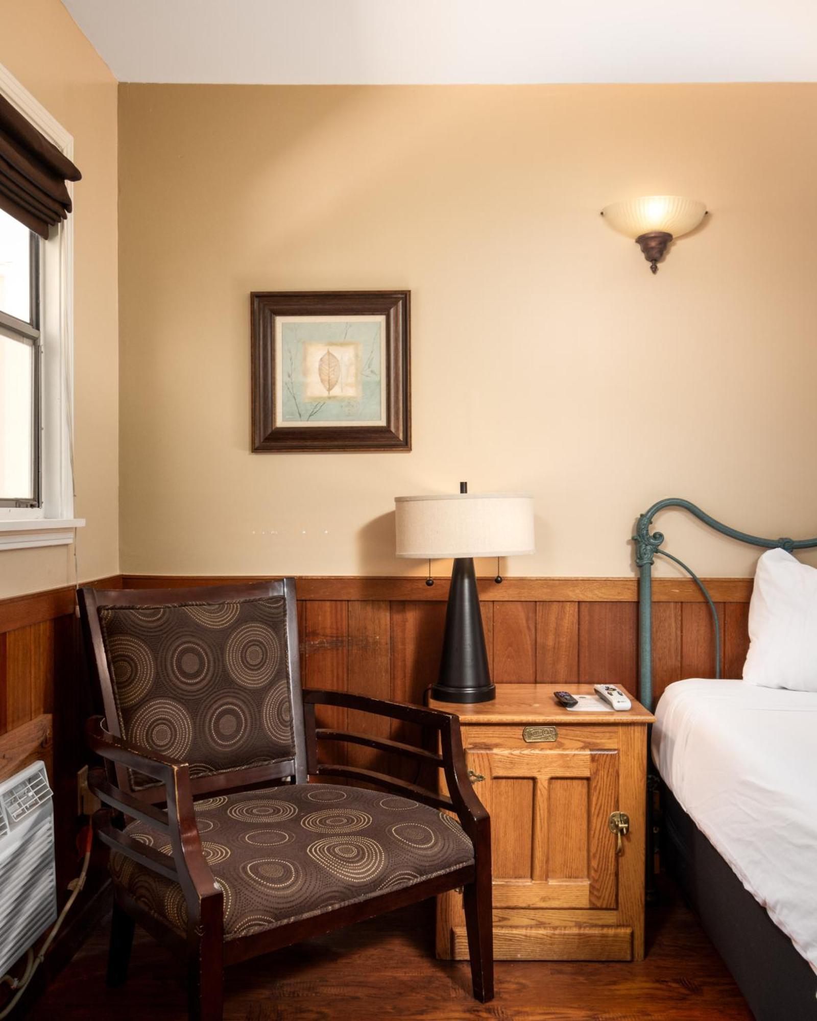 Prescott Pines Inn Ngoại thất bức ảnh