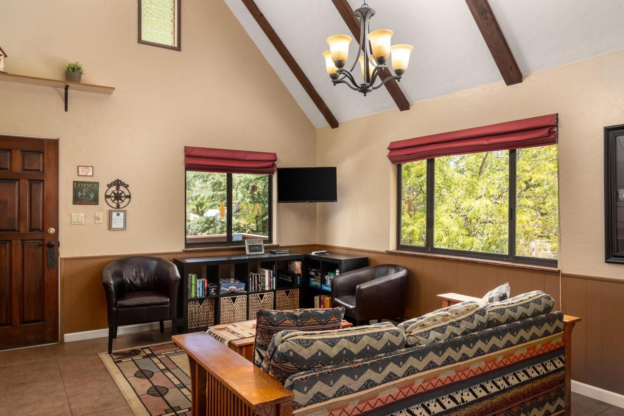 Prescott Pines Inn Ngoại thất bức ảnh